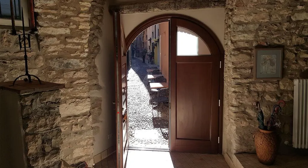 Bed & Breakfast Antica Corte B&B Malcesine