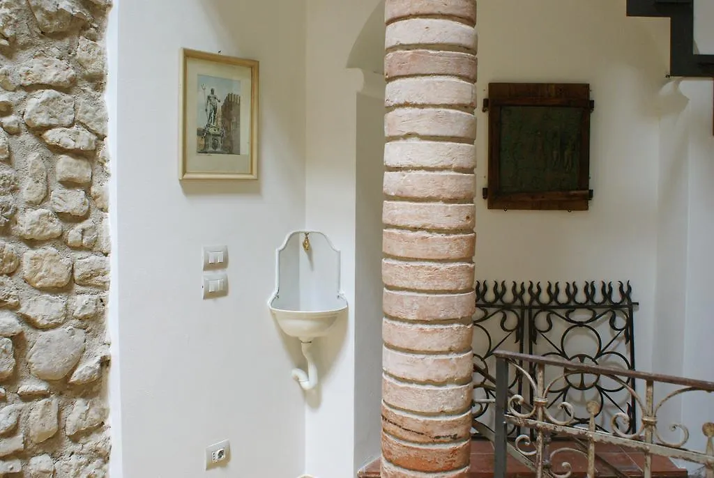 Antica Corte B&B Malcesine Frühstückspension