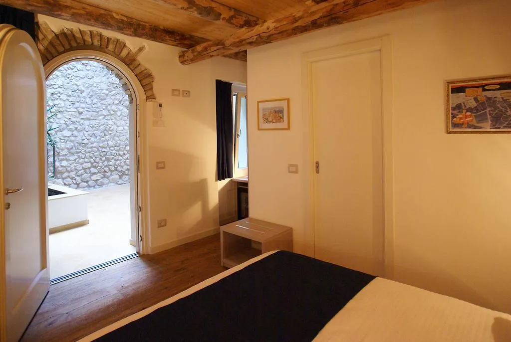 Antica Corte B&B Malcesine Frühstückspension