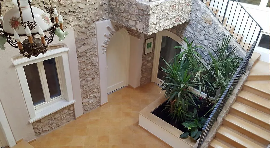 Bed & Breakfast Antica Corte B&B Malcesine